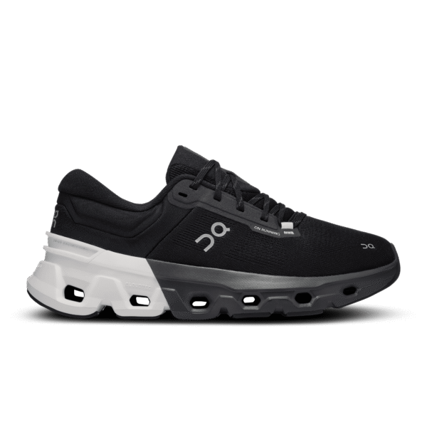 ON CloudFlyer 5 Black/White