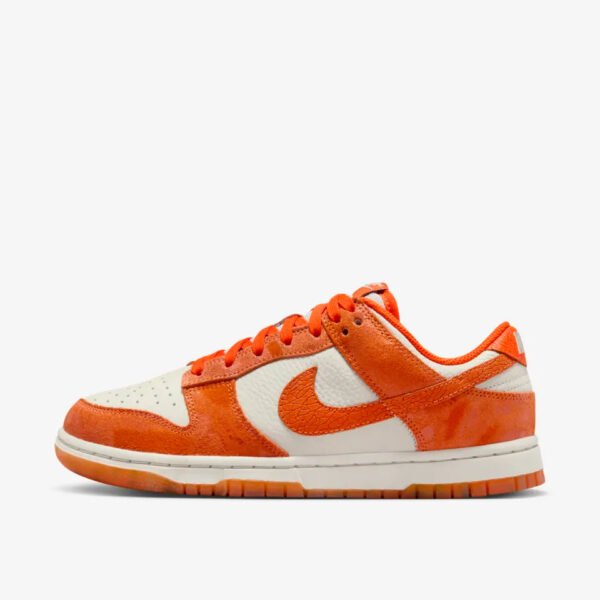 Dunk Low 'Total Orange' W (FN7773-001)